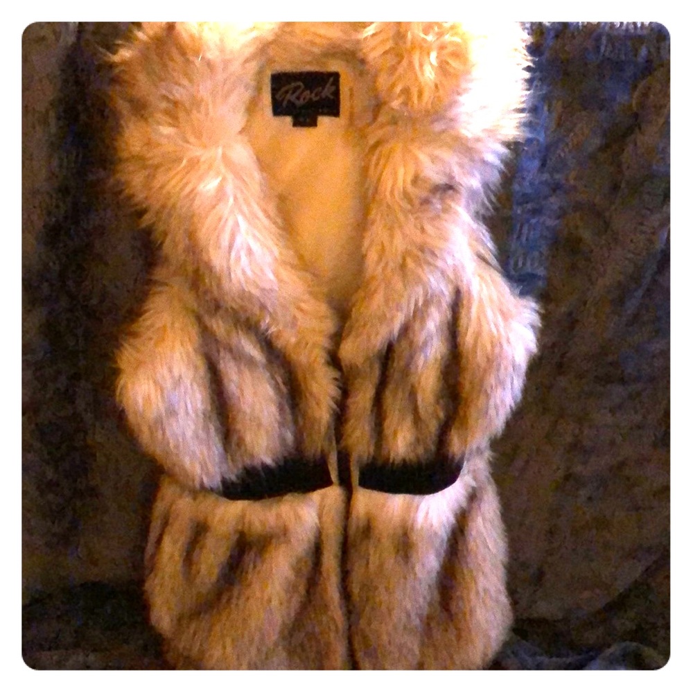 Ladies small Faux fur vest